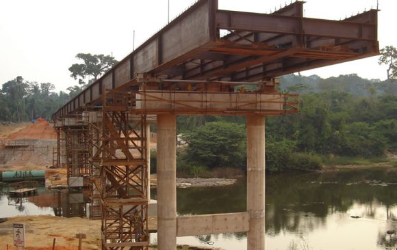 Ponte sobre o rio Itacaiúnas