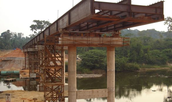 Ponte sobre o rio Itacaiúnas