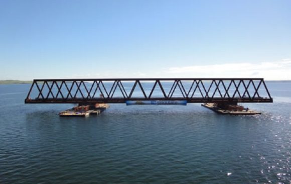 Ponte sobre o Rio Tietê